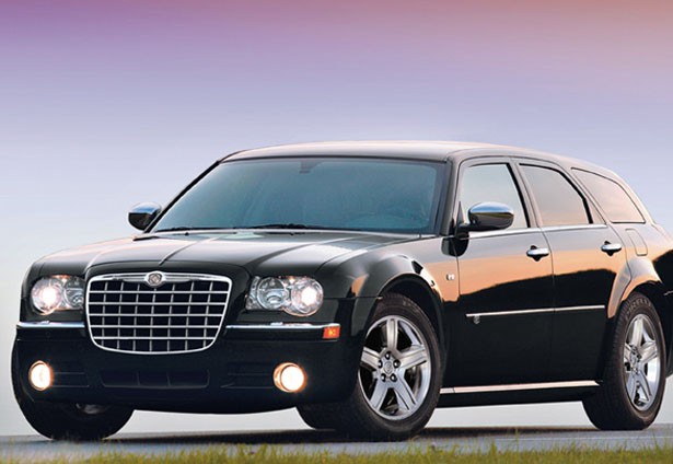 Chrysler 300c concept tourer #2